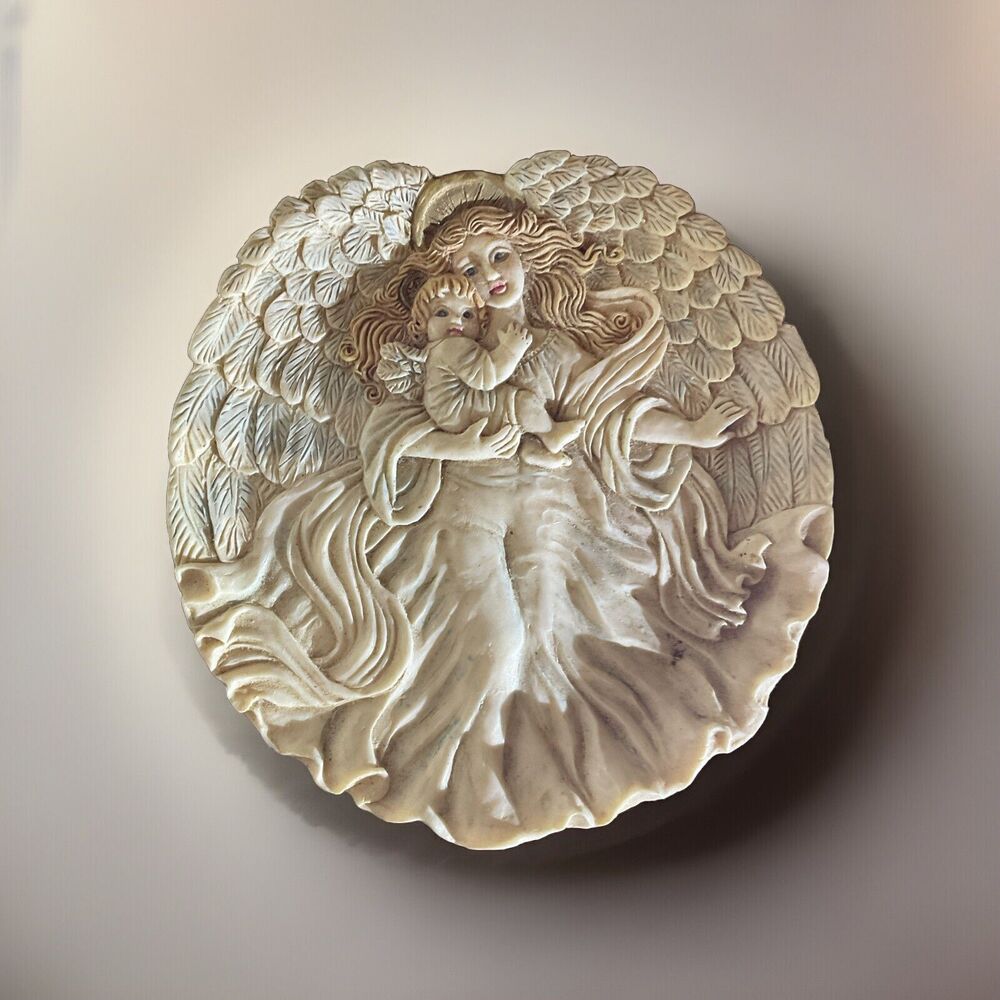 Vintage 1997 Popular Imports Decorative Angel Plate Round 5" VTG